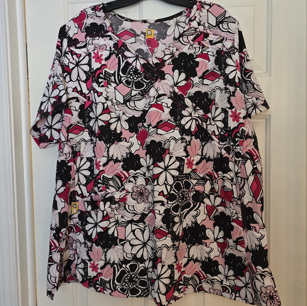 nwot Floral Pink and Black Scrub Top